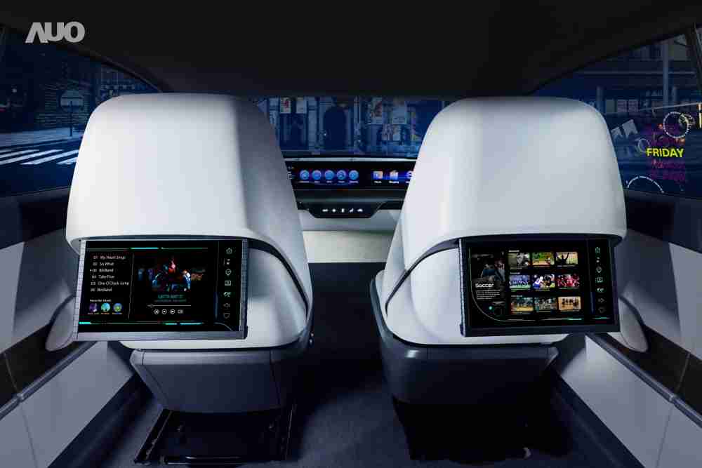 银河集团新一代Smart Cockpit 2024，，，以Micro LED先进显示技术优势，，创建〝可卷式后座娱乐显示器〞，，仅在互动时才显示出所需画面及信息，，，，扩充更丰富的娱乐和交互信息服务，，获国际奖项荣耀