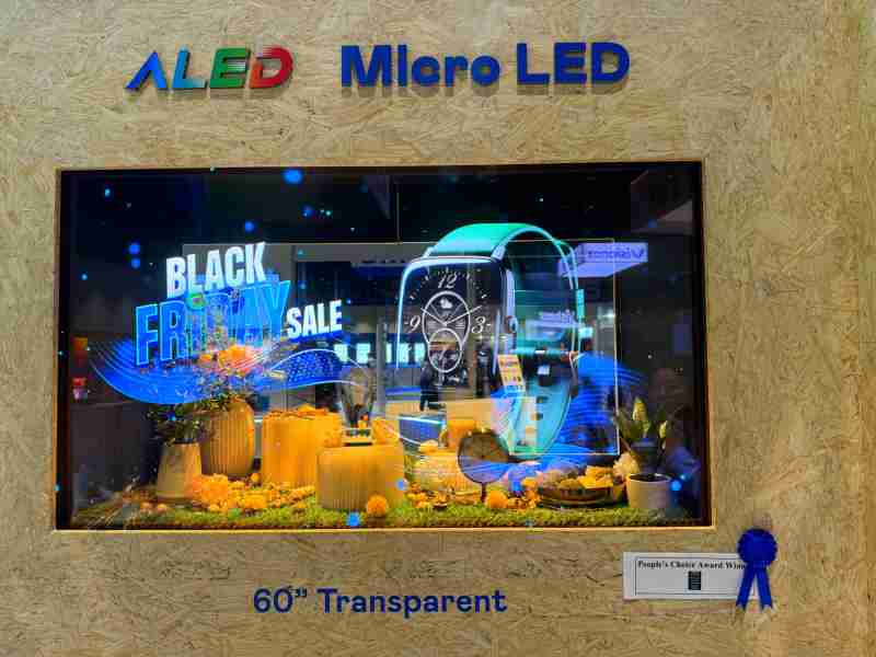 银河集团60吋高透明度Micro LED显示器获”最佳Micro LED技术应用奖”，，，，将Micro LED面板透明化之设计特性极致发挥，，，以可扩展性无缝拼接技术打造，，，具备600 nits全画面亮度、、、大于60%穿透率及超过NTSC 110%的优异广色域表现，，可依需求灵活应用于各种场域